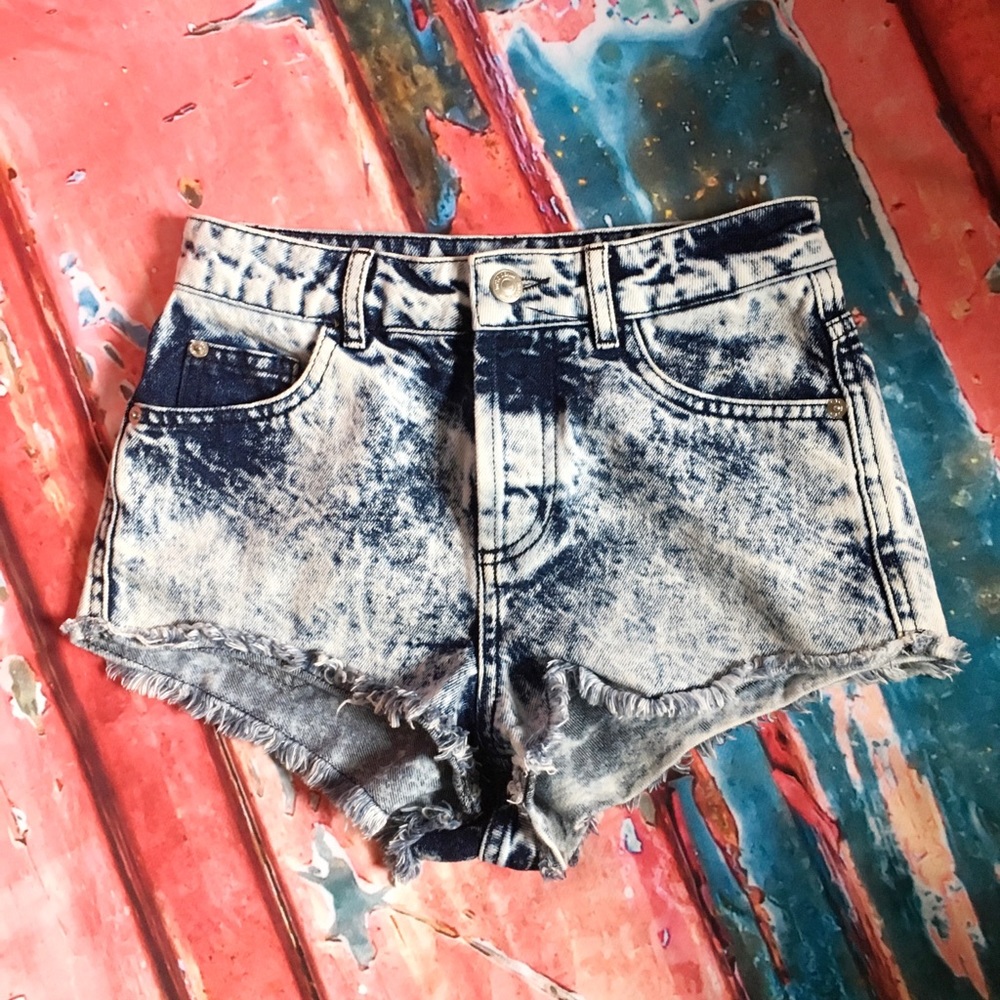 Top Shop Moto High Waisted Shorts 💕